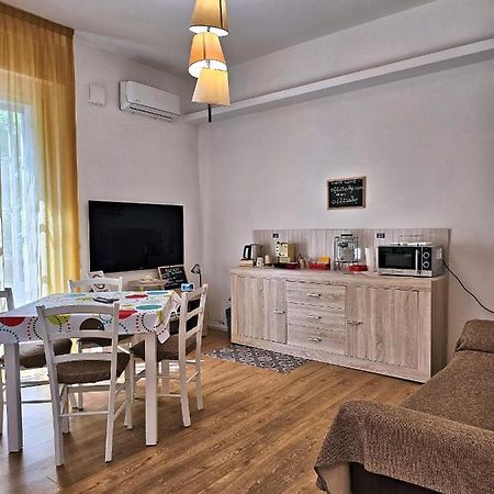 La Ca' Bianca Affittaly Apartments 卡斯泰纳索 外观 照片