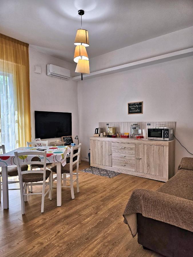La Ca' Bianca Affittaly Apartments 卡斯泰纳索 外观 照片