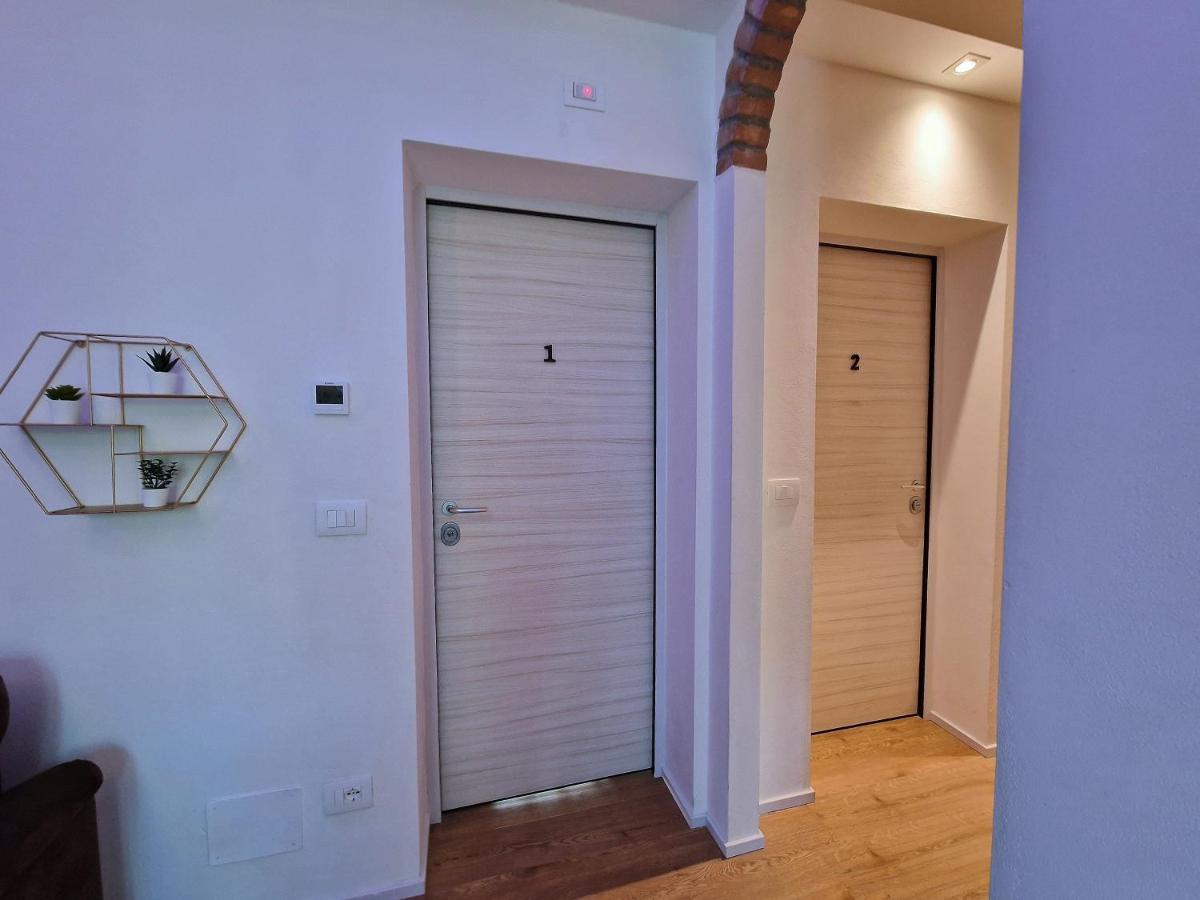 La Ca' Bianca Affittaly Apartments 卡斯泰纳索 外观 照片